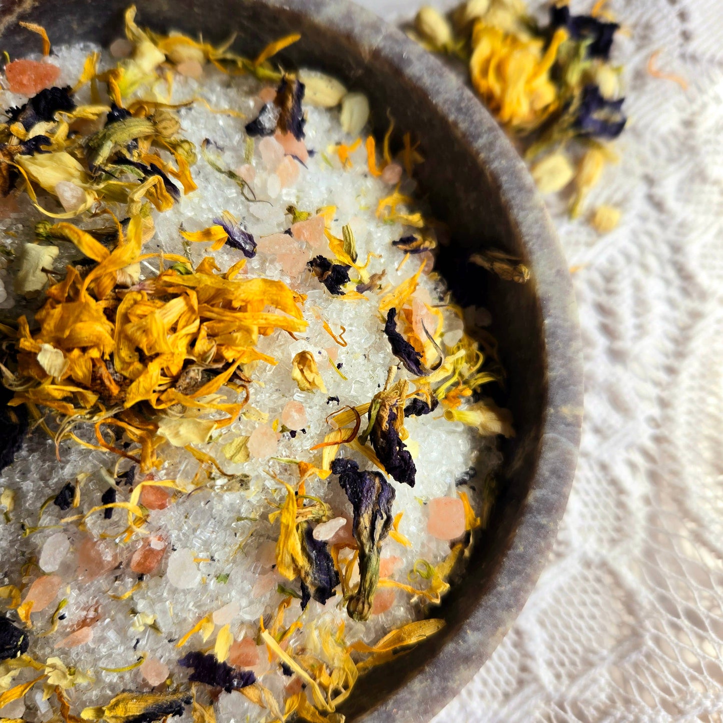 Mystic Maiden - Botanical, Color Shifting Bath Soak