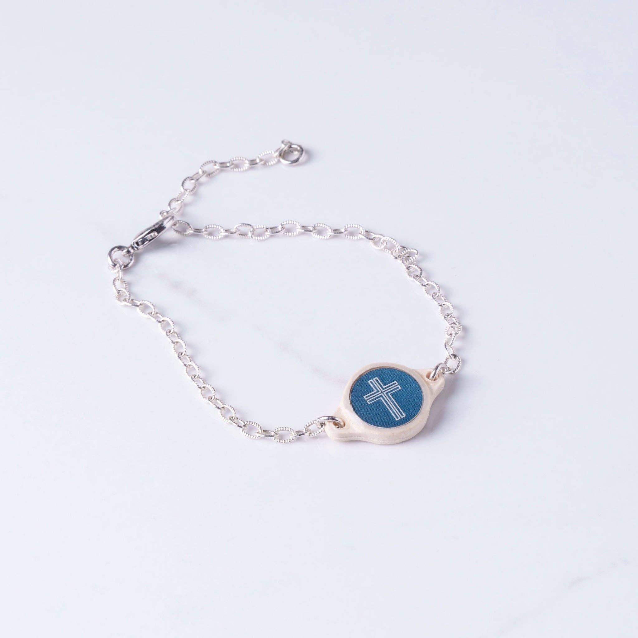Tap To Pray® Survivor Series Bracelet: .999 Silver-Plated + Slate Cross