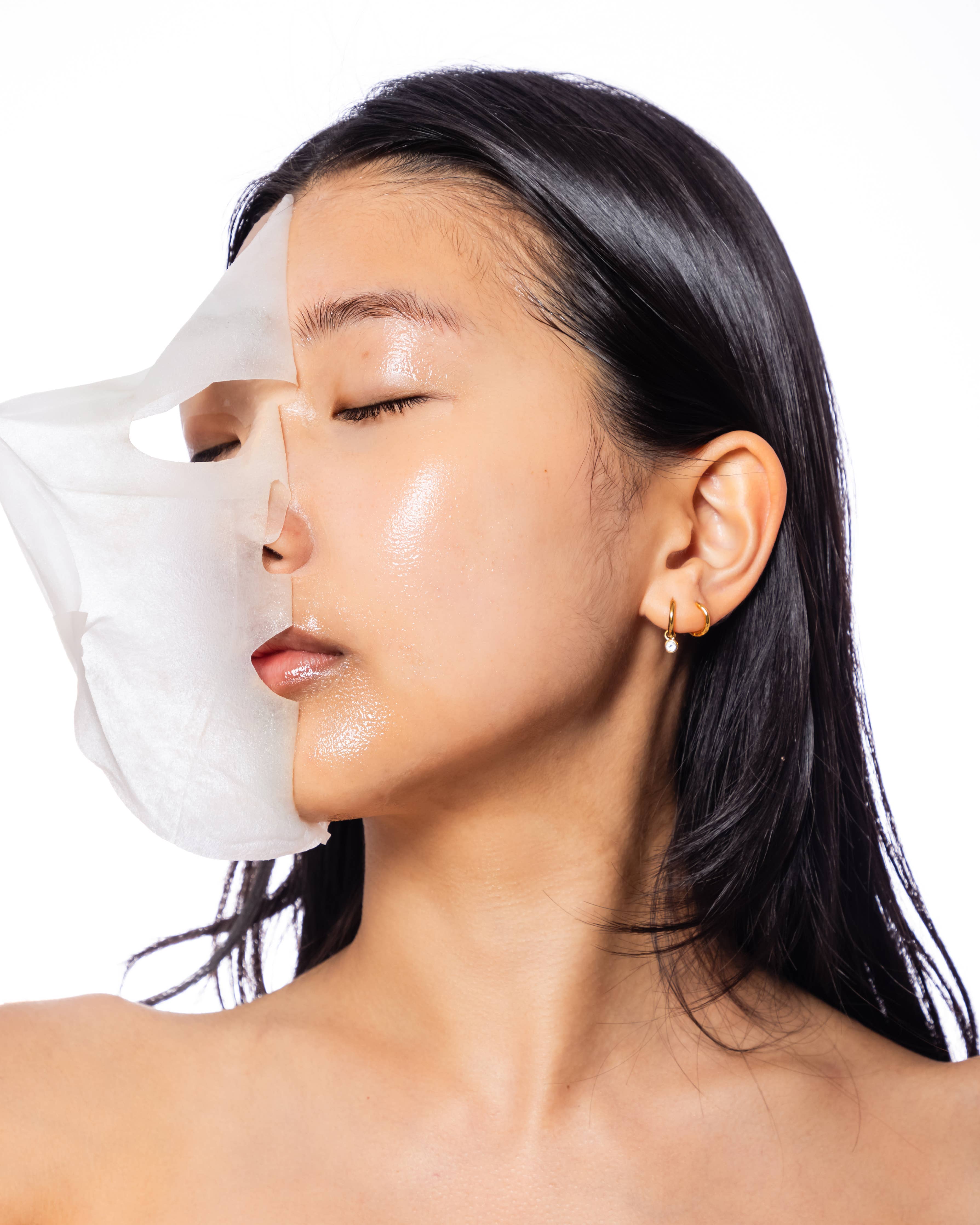 Strawberries and Cream Soothing Raw Juice Sheet Mask